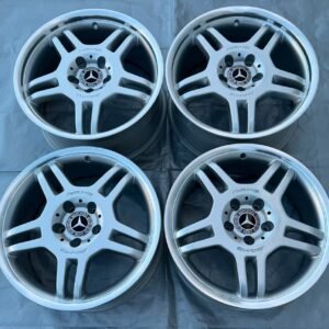 4 Genuine Mercedes-Benz AMG Styling IV 17”