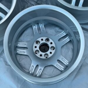 4 Genuine Mercedes-Benz AMG Styling IV 17”