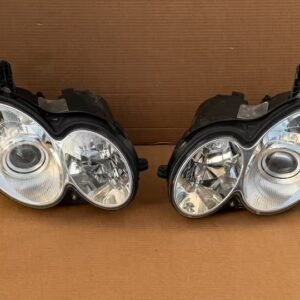 Genuine Complete Xenon Headlights – Mercedes-Benz CLK W209 Genuine Complete Xenon Headlights – Mercedes-Benz CLK W209