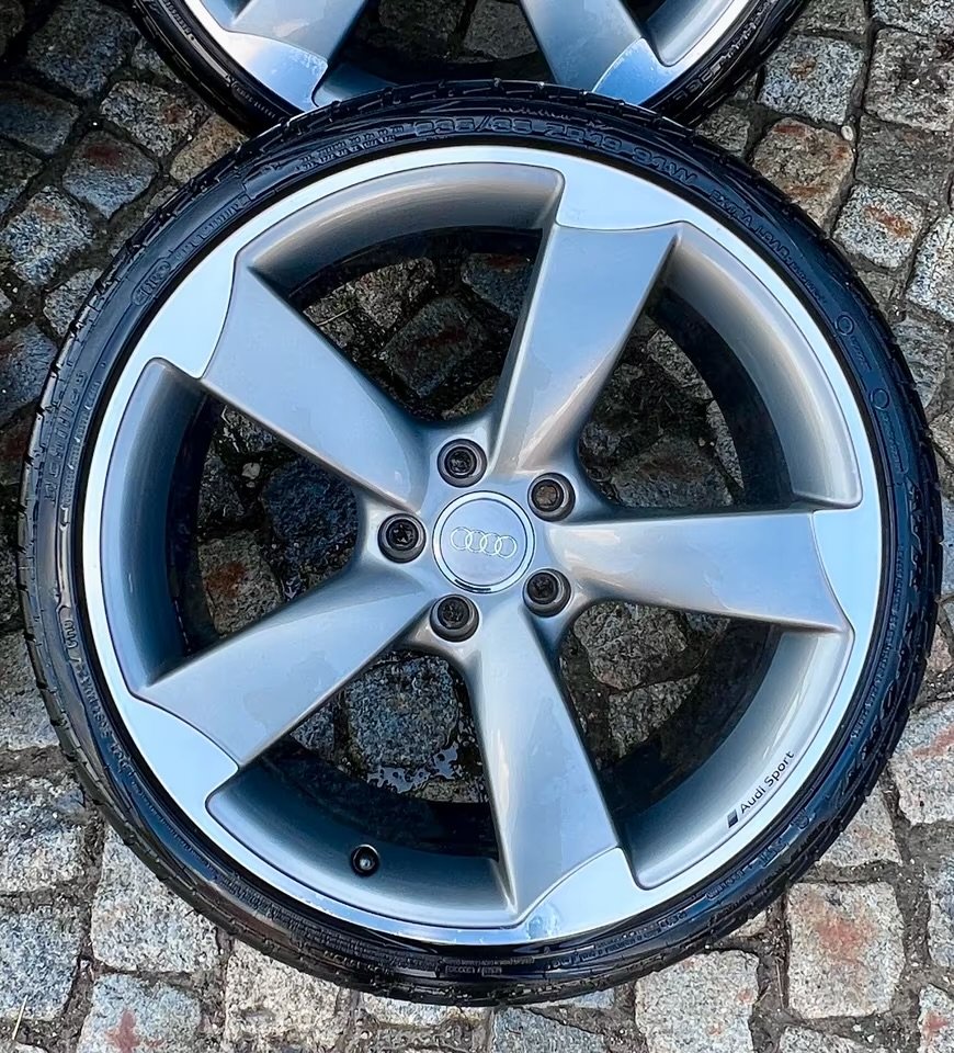 IMG_0624 Genuine Audi Rotor 19” OEM Wheels – 8K0601025CN, 8.5J ET43 5x112 – A4 / A5 / A6