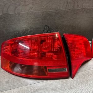 Feux arrière Audi A4 / S4 B7 8E Berline – Origine OEM Feux arrière Audi A4 / S4 B7 8E Berline – Origine OEM