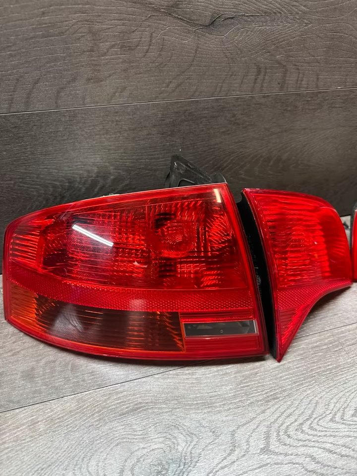 IMG_0648 Feux arrière Audi A4 / S4 B7 8E Berline – Origine OEM