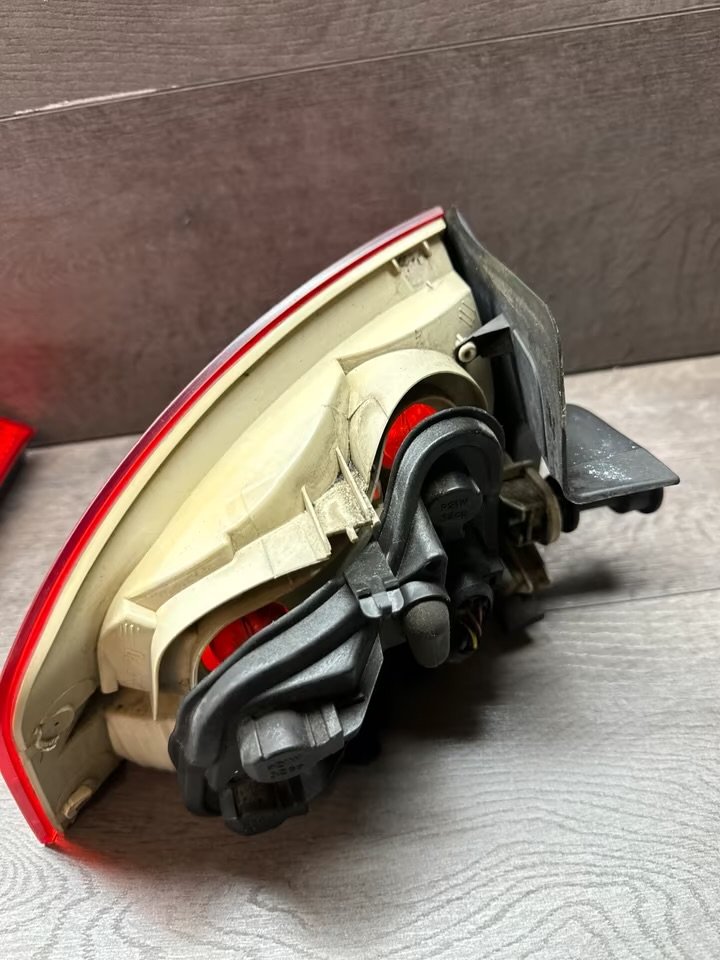 IMG_0657 Feux arrière Audi A4 / S4 B7 8E Berline – Origine OEM