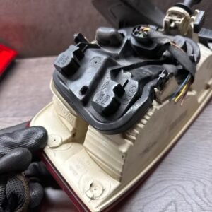 Feux arrière Audi A4 / S4 B7 8E Berline – Origine OEM Feux arrière Audi A4 / S4 B7 8E Berline – Origine OEM